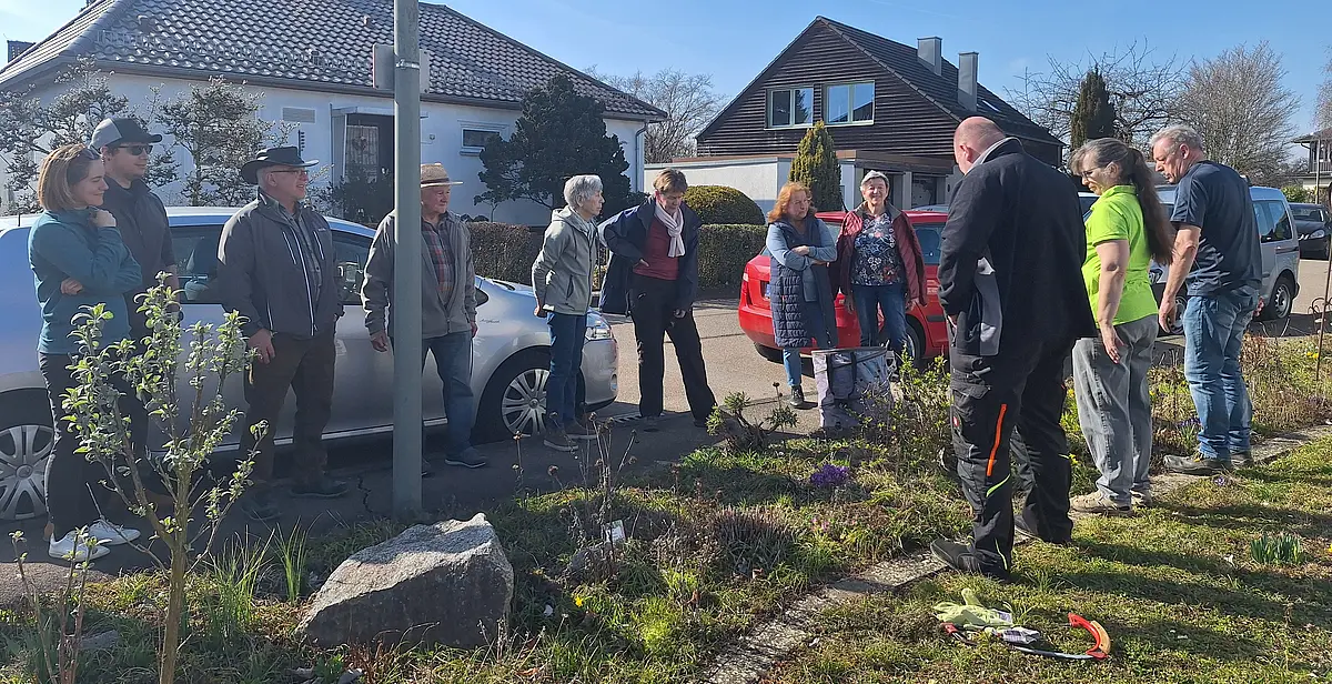Schnittunterweisung für Rosen und Stauden des OGV Adelberg